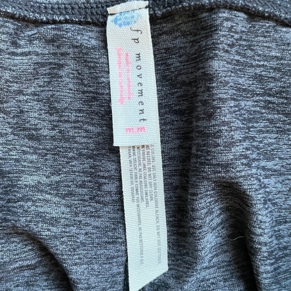 𝅺FREE PEOPLE Halo Cut Out Gray Charcoal Leggings Medium - Picture 13 of 13